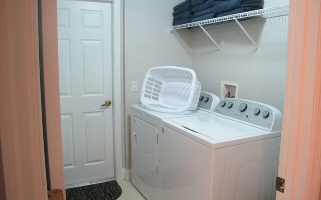 Lake Berkley Resort 988