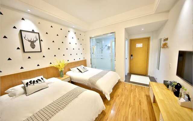 Time Machine Hotel