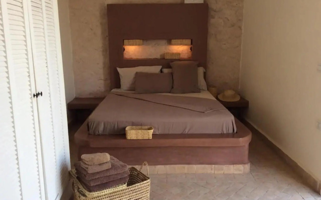 Villa d’architecte 103 commentaires 5* sur 2 sites