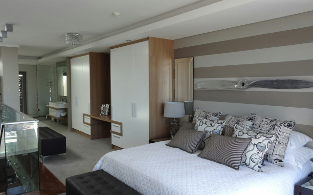 Island Letting-Crystal towers