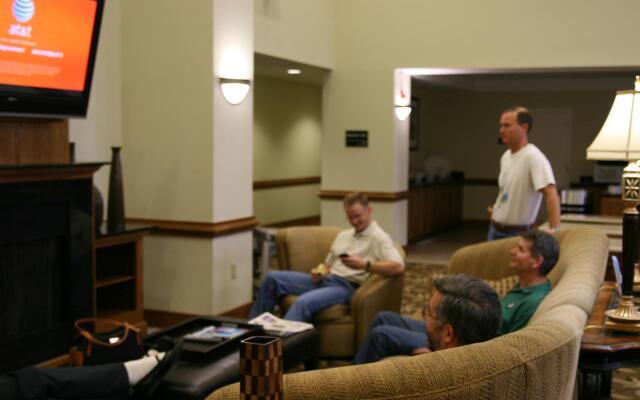 Hampton Inn & Suites Chesapeake-Square Mall