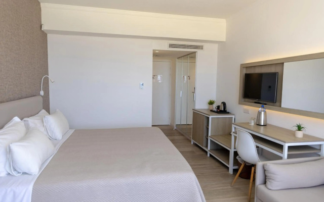 Venus Beach Hotel