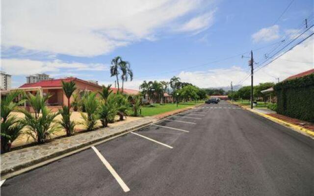 Alquiler de Villa/Condominio en Jacó