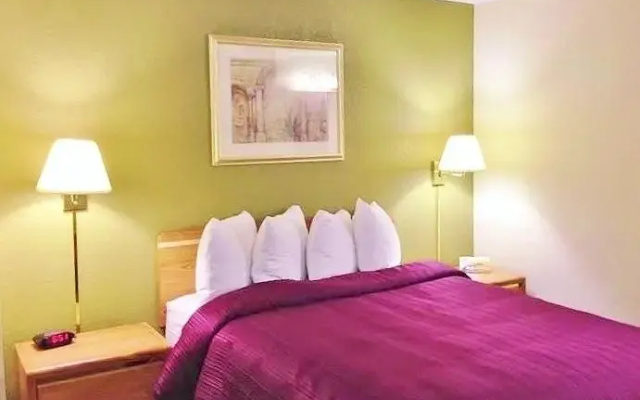 Ferryman Inn and Suites