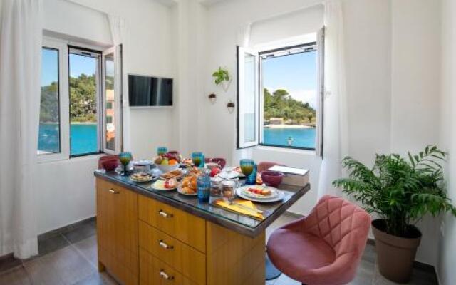 Elena Apartment