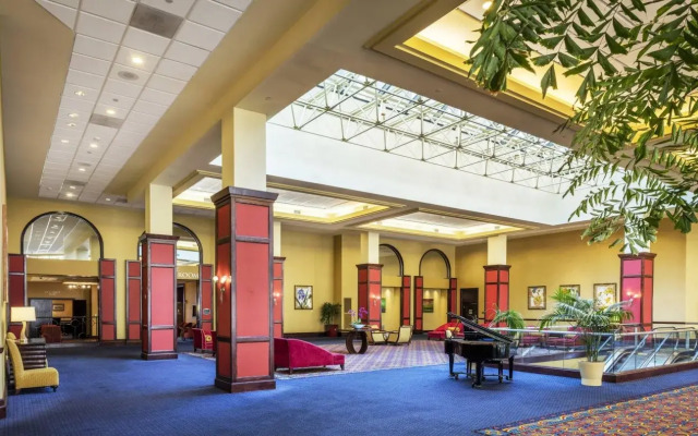 Renaissance Mobile Riverview Plaza Hotel