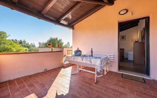 Appealing Apartment Near the sea