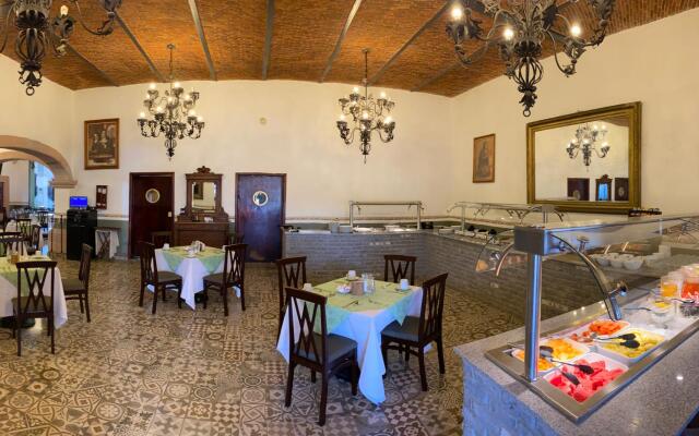 Hotel Casa Grande y Centro de Negocios