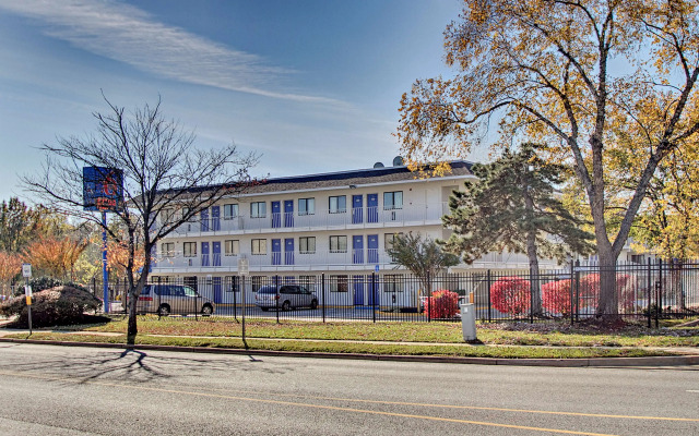 Motel 6 Capitol Heights, MD - Washington