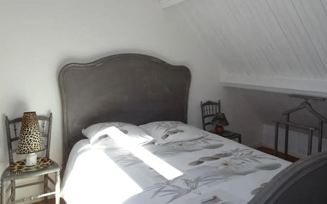 Classic Breton Holiday Home in Sarzeau