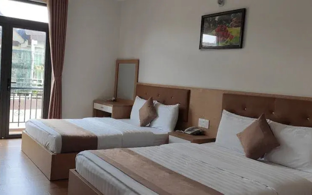 7S Hotel DTCentral near Catheral Dalat