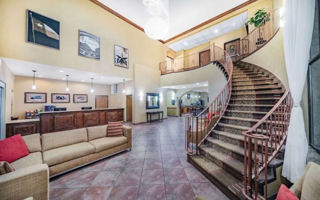 Baymont Inn & Suites Cuero