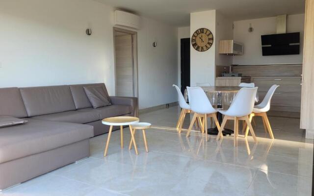 Appartement neuf 3 chambres vue mer Propriano