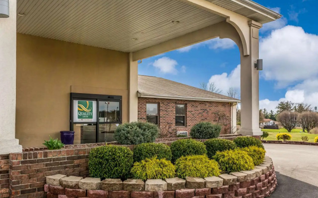 Quality Inn I-74 Batesville