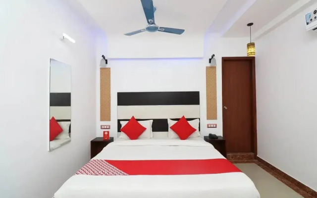 D Comfort Residency by OYO Rooms