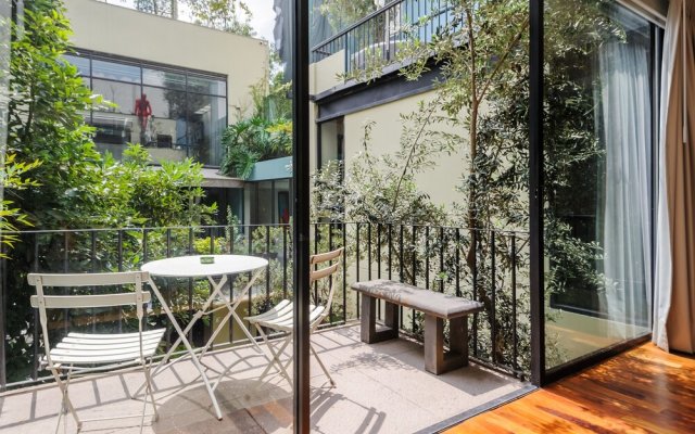 Upscale 4BR House in Condesa