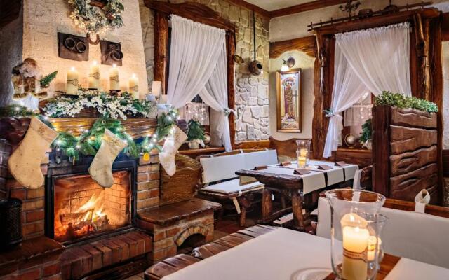 Hotel - Karczma Klimtówka