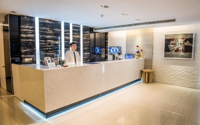 Golden Stone Hotel