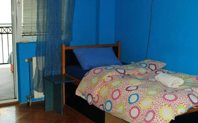 Hostel Podbara