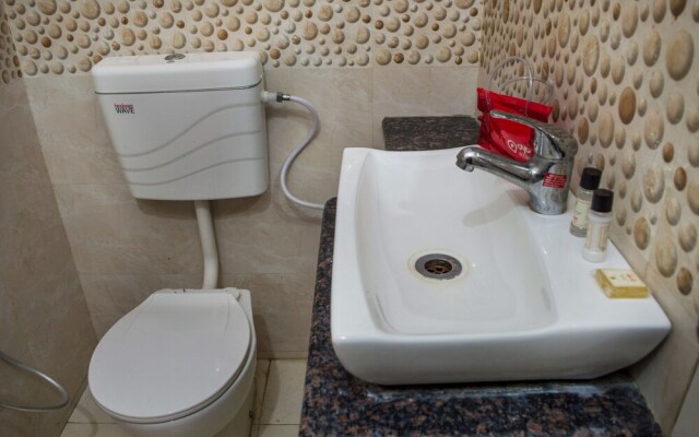 OYO Rooms Sargam Cinemas