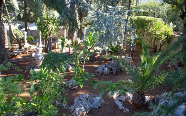 Villa Nada - Unique and Artistic