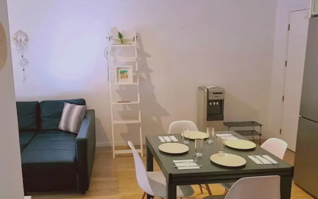02 LIM - Stay Vivid City Apartment