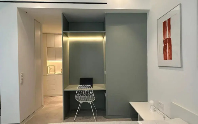 Suite No1