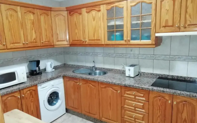 Three Bedroom Apartament Ii Near Santa Cruz