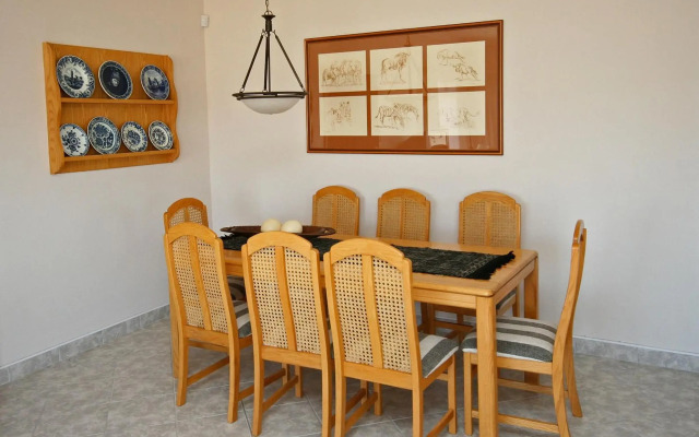 Chala-Kigi Apartments