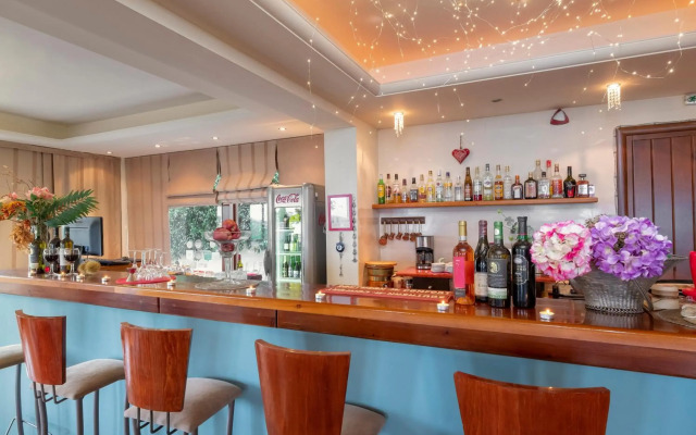 Petradi Hotel