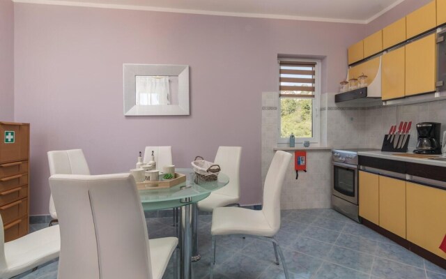 Nice Home in Rabac With Wifi and 2 Bedrooms