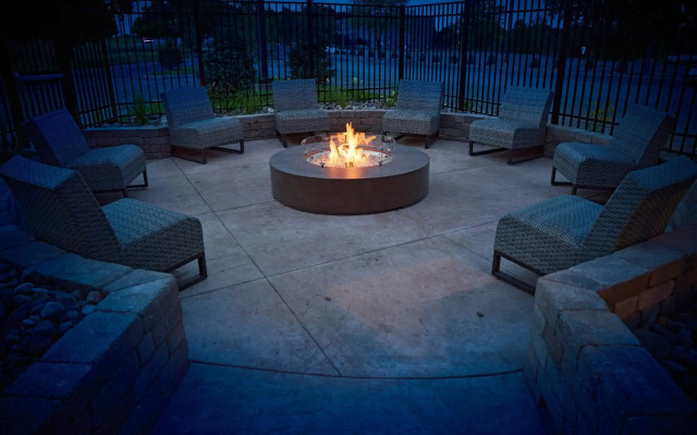 LivINN Hotel St. Paul – I-94 – East 3M Area