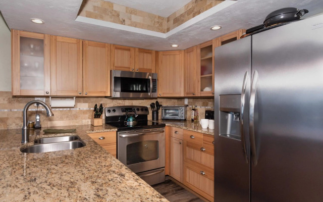 Sunrise 306 by Ocean Properties