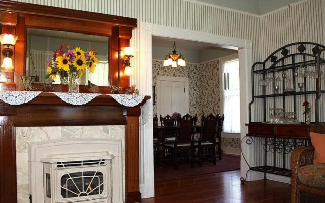 Case Ranch Inn