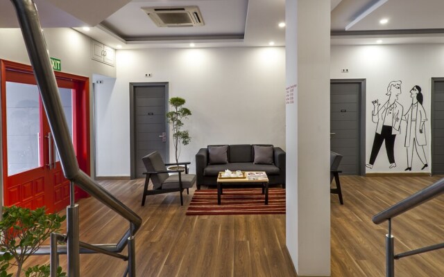 FabHotel Majestic JPM