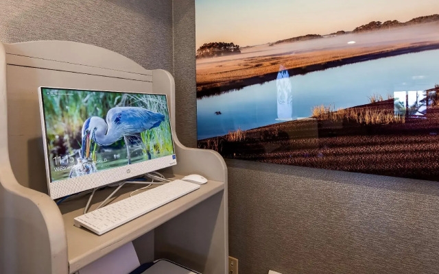 Spark by Hilton Chincoteague Island