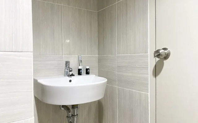 Minimalist And Nice Studio At Vasanta Innopark Apartment