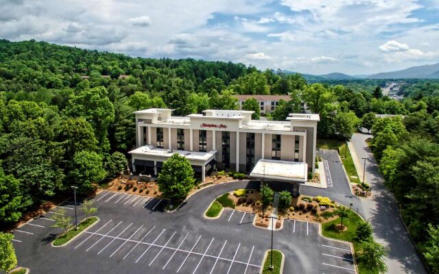 Hampton Inn Asheville-Tunnel Rd.