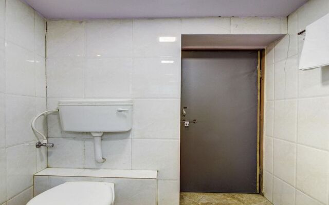 Oyo 24302 Blue Park Nature Resort