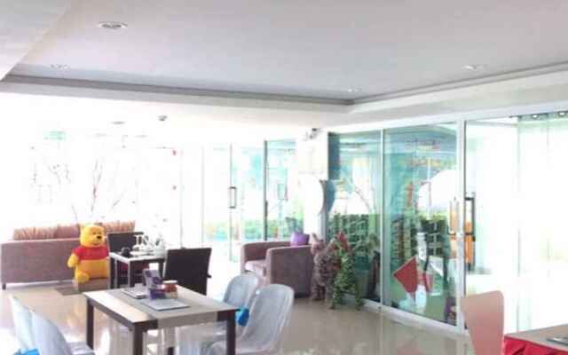 Art on The Beach Condo