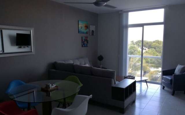 Lindo y Nuevo Depto en Playa del Carmen