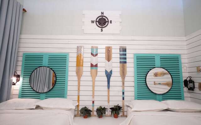 Sea & Sail Hostel