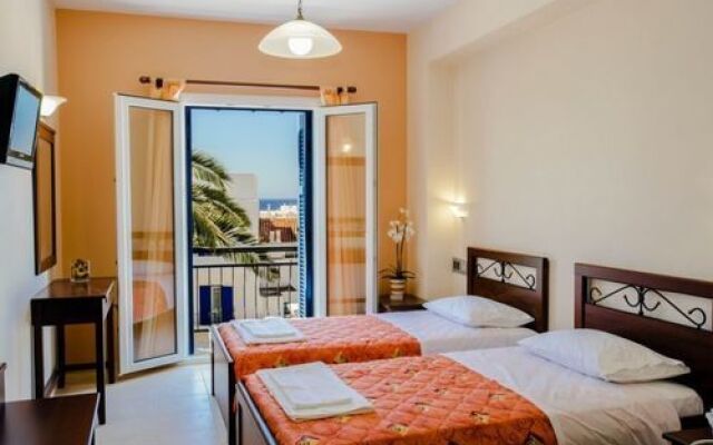 Finikas Family Boutique Hotel