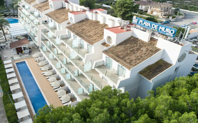 Mar Hotels Playa de Muro Suites