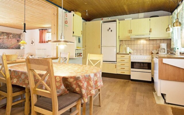 Cozy Holiday Home in Vaeggerlose With Roofed Terrace