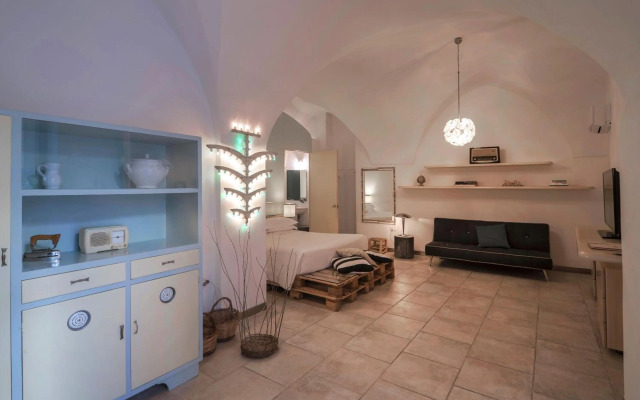 Corte Dei Romiti - Suites & Apartments - Salentoinfotour