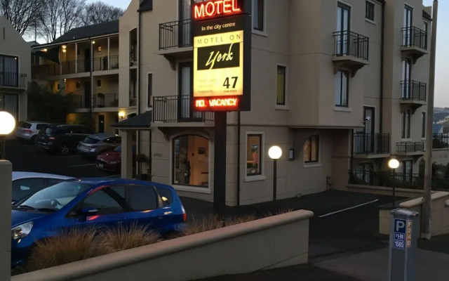 Motel on York