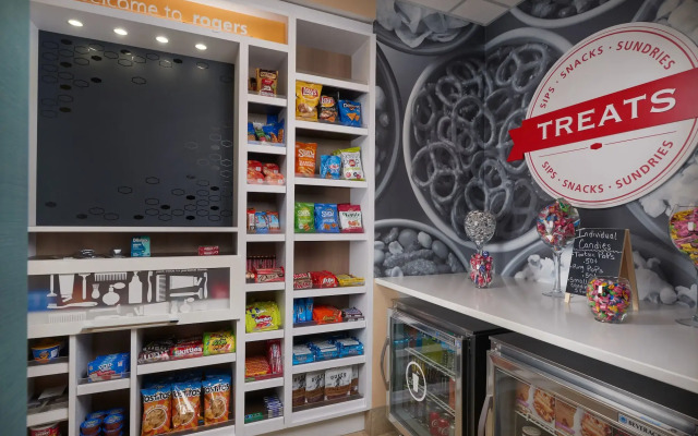 Hampton Inn & Suites Rogers