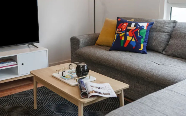 Heart of Highett Apartment by Ready Set Host
