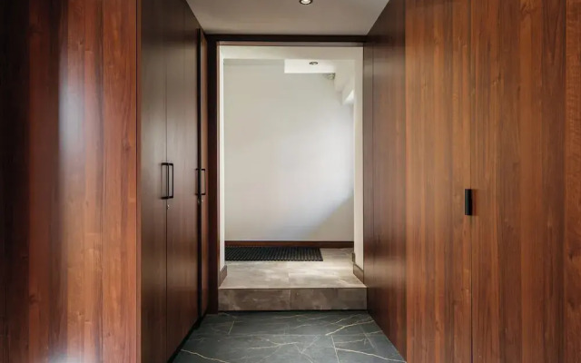 Main Square Apartments - LoftAffair